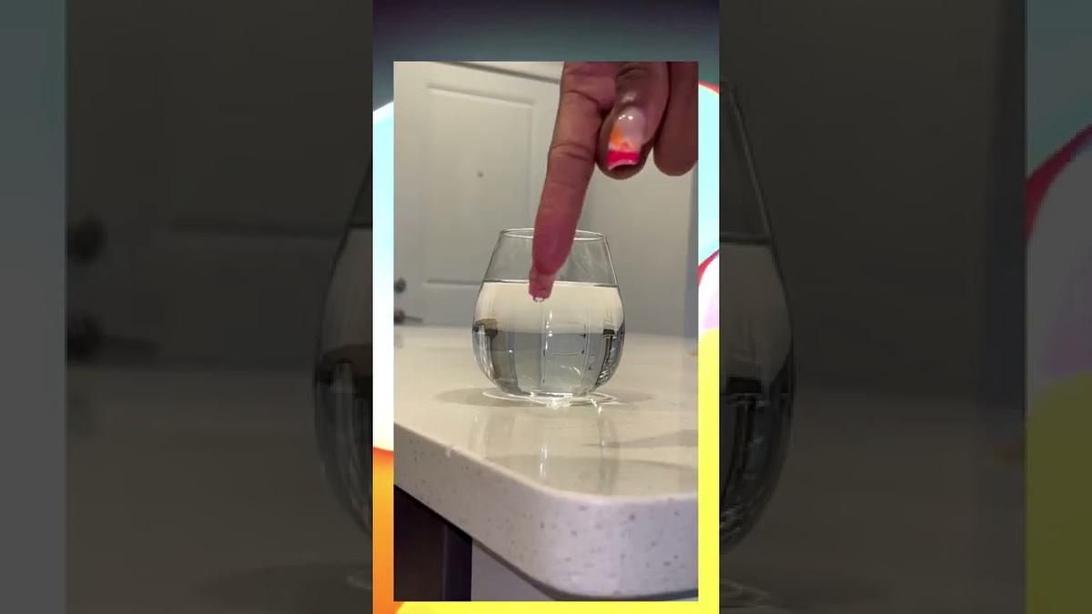 'Video thumbnail for How to check Hair Porosity in 3 minutes?🤔 Hair Porosity Test #shorts'