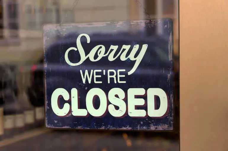 barber shops closed on sundays and mondays